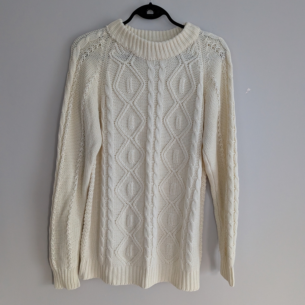Vintage Pariani cream cable knit sweater in size M